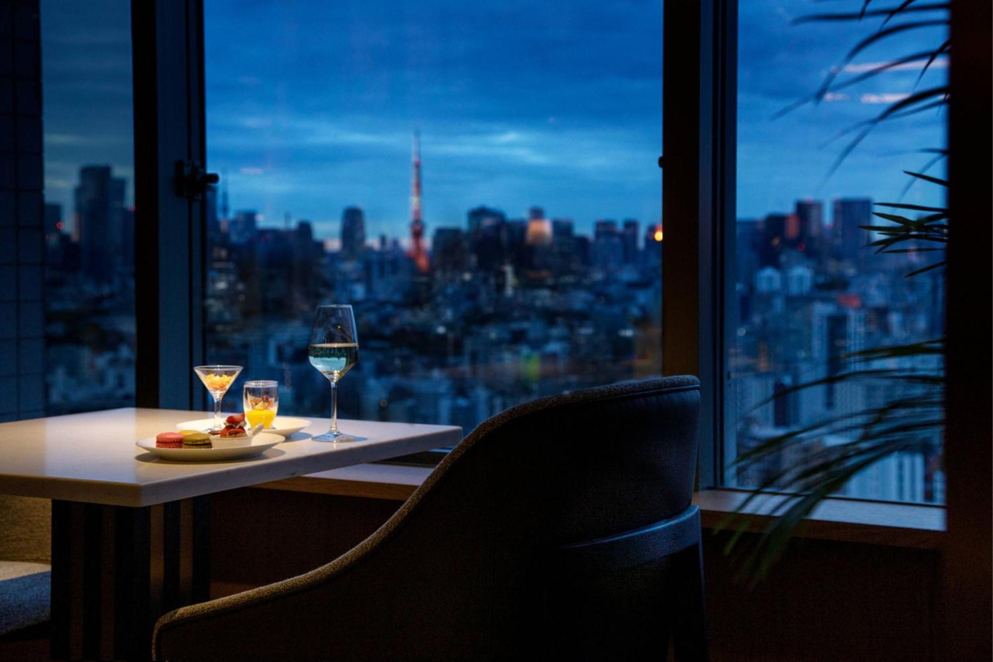 The Westin Tokyo Hotel Exterior foto