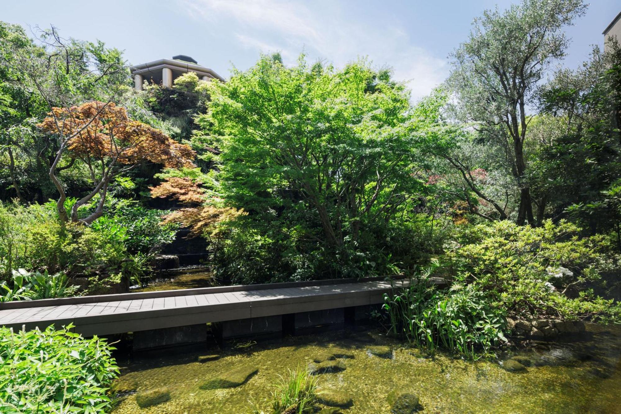 The Westin Tokyo Hotel Exterior foto